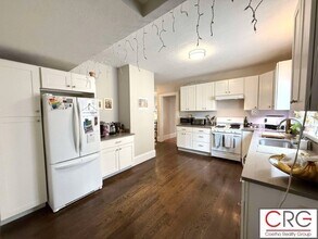 18 Lowden Ave, Unit 2 in Somerville, MA - Building Photo - Building Photo