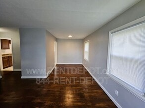 837 Prosperity Ave in Evansville, IN - Building Photo - Building Photo