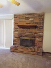 207 E Hogan Dr in Copperas Cove, TX - Building Photo - Building Photo