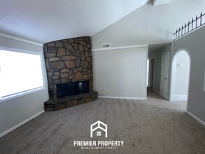 3796 St Elmo Ave in Memphis, TN - Building Photo - Building Photo