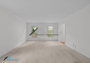 5313 Falkirk Dr in Durham, NC - Building Photo - Building Photo