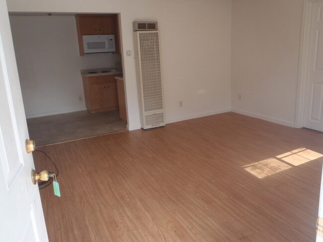 714 1/2-720 1/2 14th St in Marysville, CA - Foto de edificio - Building Photo