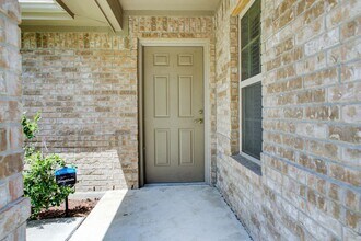 7000 Crestone Rd in Austin, TX - Building Photo - Building Photo