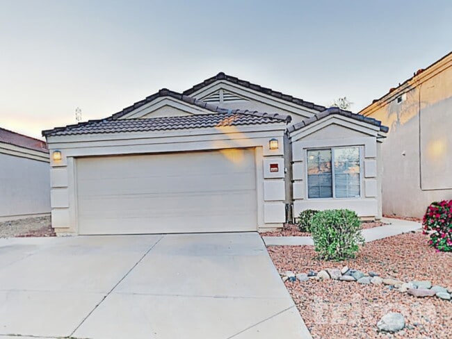 18071 N 113th Ave in Surprise, AZ - Foto de edificio - Building Photo