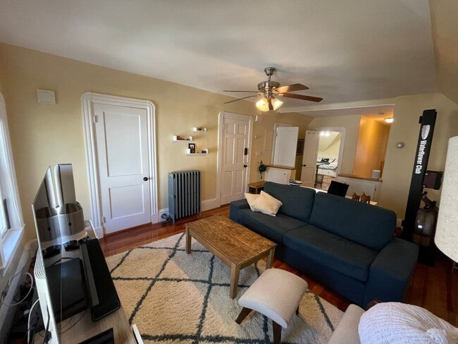 21 Chandler St in Somerville, MA - Foto de edificio - Building Photo