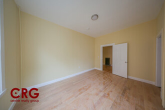 22 Grand View Ave, Unit 1 in Somerville, MA - Foto de edificio - Building Photo