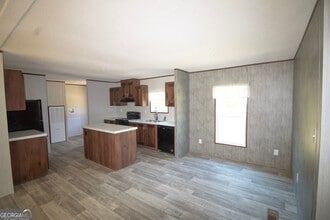 1778 Zettwell Rd in Statesboro, GA - Building Photo - Building Photo