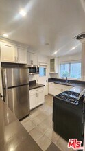 140 San Vicente Blvd in Santa Monica, CA - Building Photo - Building Photo