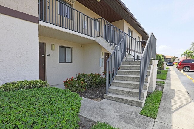 property at 4790 S Cleveland Ave