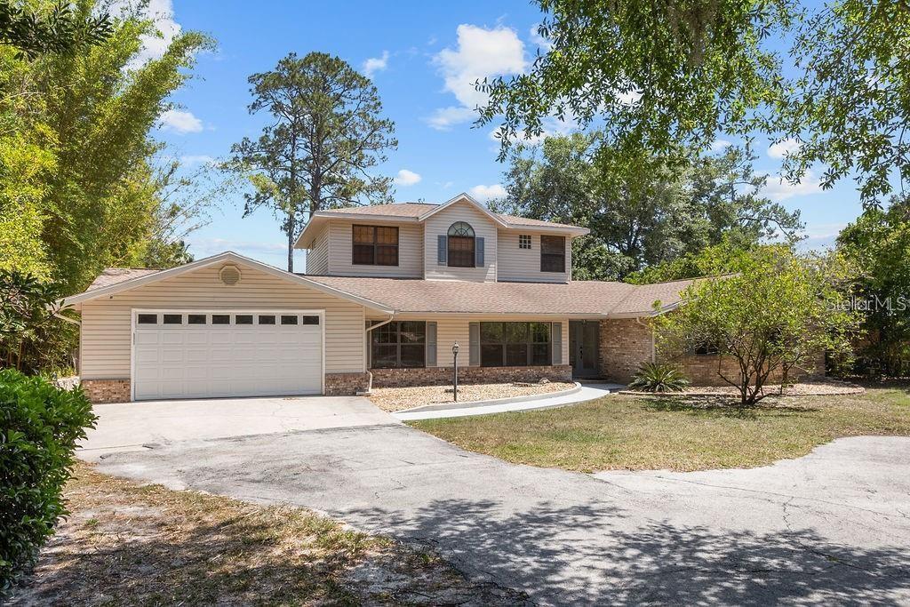 1320 Trail by the Lake in DeLand, FL - Building Photo