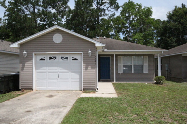 1077 Antigua Cir