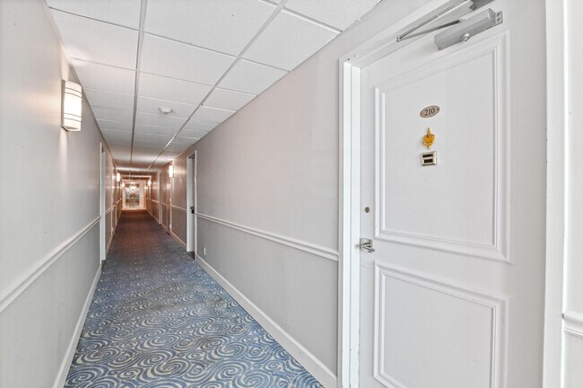 2600 N Flagler Dr in West Palm Beach, FL - Building Photo - Building Photo