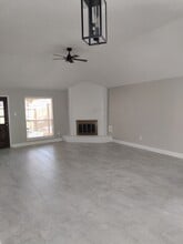 15622 Barbarossa Dr in Houston, TX - Building Photo - Building Photo