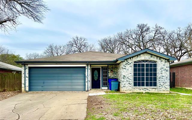 1114 Glen Creek Dr in Mansfield, TX - Building Photo