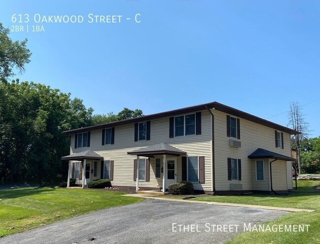 613 Oakwood St in Easton, PA - Building Photo - Building Photo