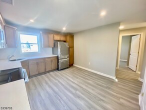 18 Sussex Ave in Morristown, NJ - Building Photo - Building Photo