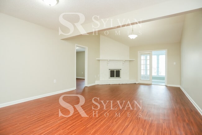 206 Oak Cir N in Stockbridge, GA - Building Photo - Building Photo