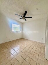 5889 W 26th Ave in Hialeah, FL - Building Photo - Building Photo