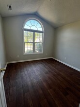 3804 Blue Grass Ct in New Bern, NC - Building Photo - Building Photo