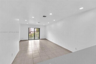 7668 SW 152nd Ave in Miami, FL - Building Photo - Building Photo