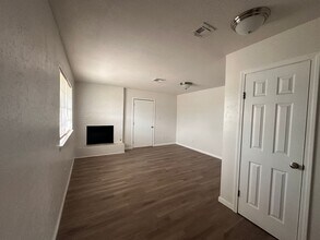 6623 NW Denver Ave-Unit -A in Lawton, OK - Building Photo - Building Photo