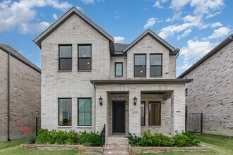 9558 Hedge St in Frisco, TX - Building Photo - Building Photo
