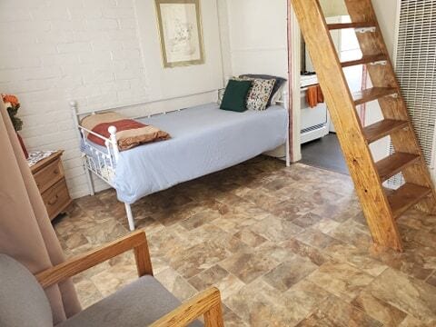 131 Crowley Lake Dr, Unit Studio-Loft in Mammoth Lakes, CA - Foto de edificio - Building Photo