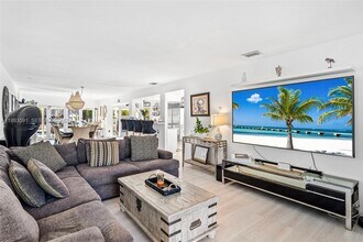 840 S Shore Dr in Miami Beach, FL - Building Photo - Building Photo