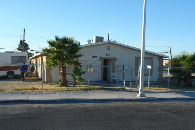 709 Jefferson Ave in Las Vegas, NV - Foto de edificio - Building Photo