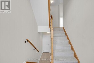 20 Lana Cir in Wasaga Beach, ON - Building Photo - Building Photo