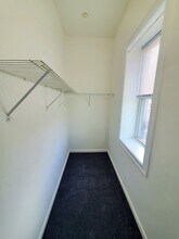 37 Central Sq, Unit 37B in Bridgewater, MA - Building Photo - Building Photo