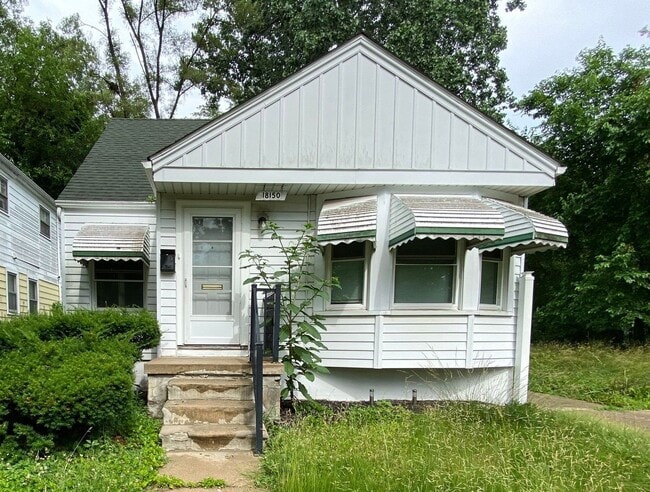 property at 18150 Fielding St