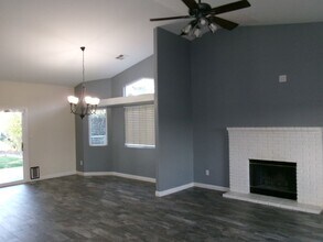 12506 Andes Ave in Bakersfield, CA - Building Photo - Building Photo