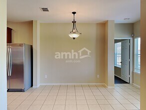 1003 Utopia Ln in Forney, TX - Foto de edificio - Building Photo