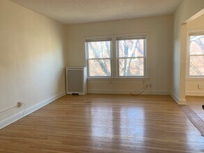 2739 Girard Ave S in Minneapolis, MN - Foto de edificio - Building Photo