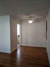 532 N Rosemary Ln in Burbank, CA - Building Photo - Building Photo