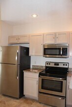 8622 Hunters Key Cir in Tampa, FL - Building Photo - Building Photo