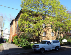 Malden House Apartments in Seattle, WA - Building Photo - Building Photo