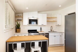 510 Chapala St in Santa Barbara, CA - Building Photo