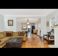 1121 Goodrich Ave, Unit 1 in St. Paul, MN - Building Photo - Building Photo
