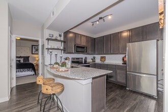 Bison Trails Apartments in Bartlesville, OK - Building Photo - Interior Photo