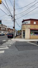 2215 N Washington St in Wilmington, DE - Foto de edificio - Building Photo
