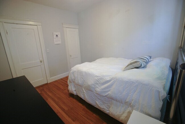 1840 Commonwealth Ave in Boston, MA - Building Photo - Building Photo