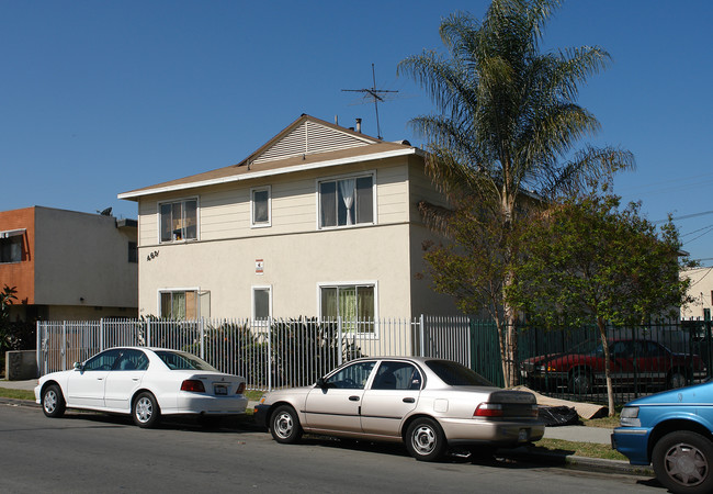 465 N Oxford Ave in Los Angeles, CA - Building Photo - Building Photo