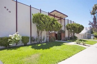 Lemar Gardens in Glendora, CA - Building Photo