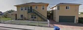 301 Santa Clara Ave, Unit 1 in Rio Vista, CA - Building Photo