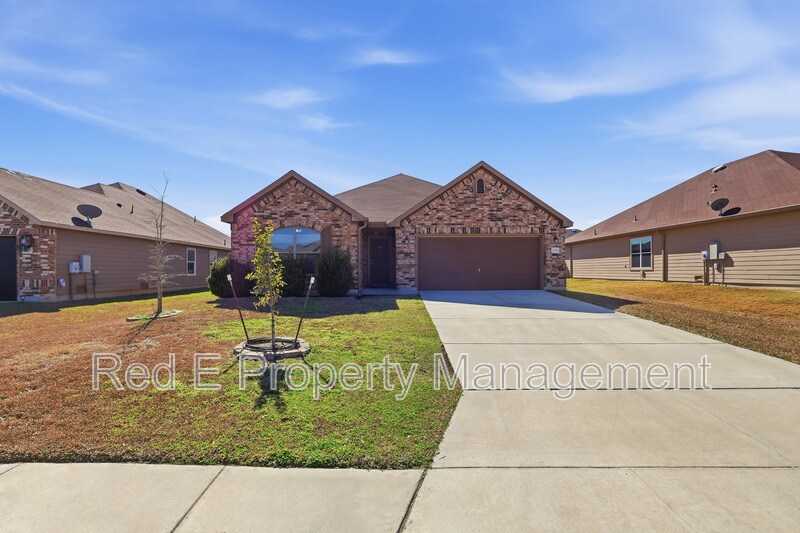 1426 Cutler Bay in New Braunfels, TX - Building Photo