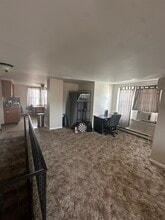 50 Hudson Rd, Unit Third floor in Wilkes-Barre, PA - Foto de edificio - Building Photo