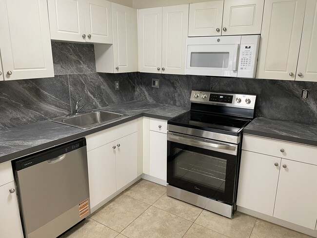 property at 760 SE 2nd Ave