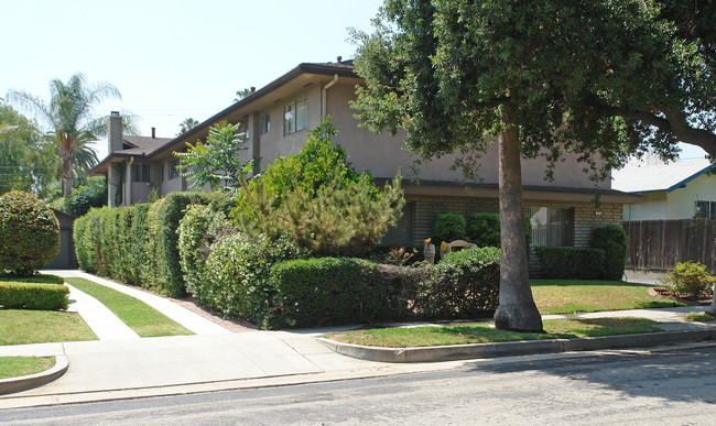 41 Berkeley Ave in Pasadena, CA - Building Photo - Building Photo